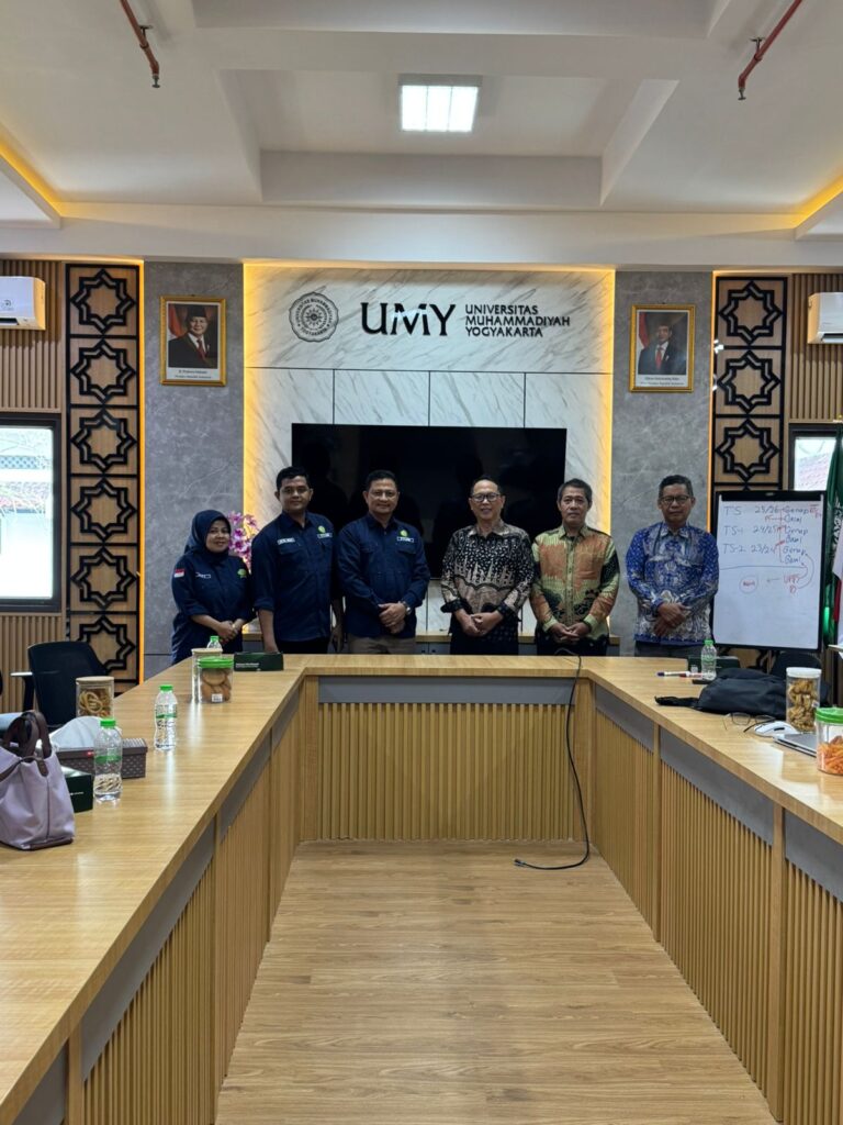 Tingkatkan Tata Kelola, FST Ambil Bagian dalam Studi Banding Terpadu UIS ke UMY
