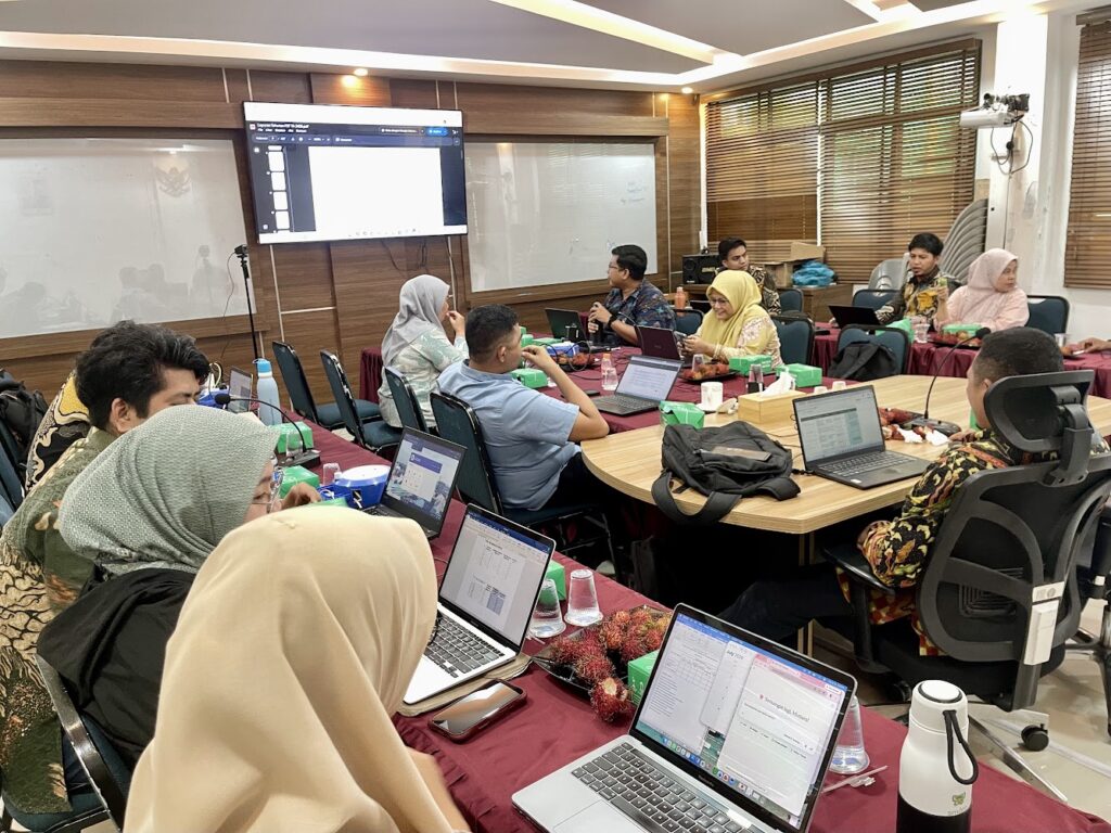 Perkuat Budaya Mutu, FST UIS Gelar Rapat Tindak Lanjut Hasil Monitoring dan EvaluasiĀ